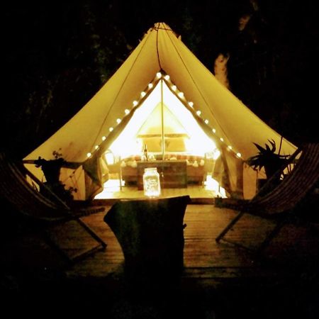 Romantic Safari Tent Тортоса Екстериор снимка