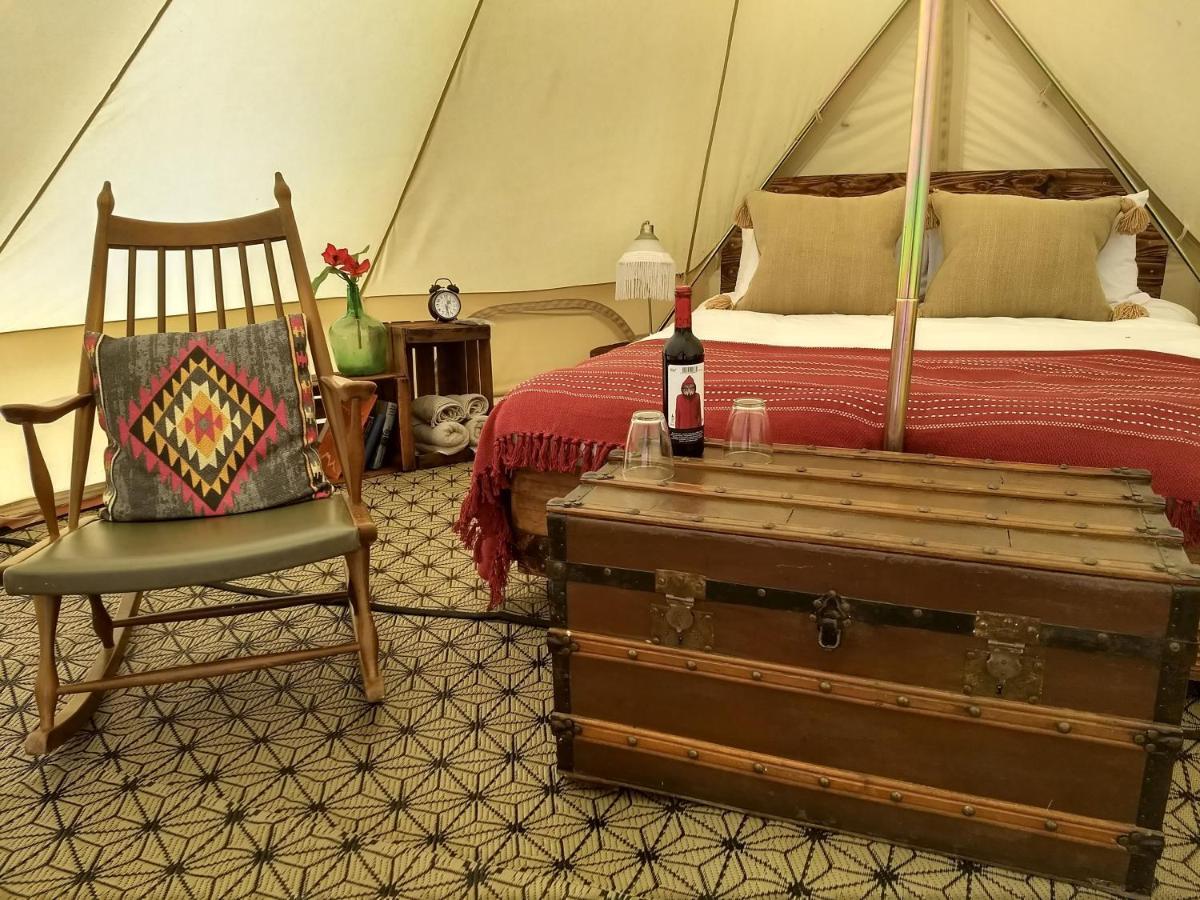 Romantic Safari Tent Тортоса Екстериор снимка